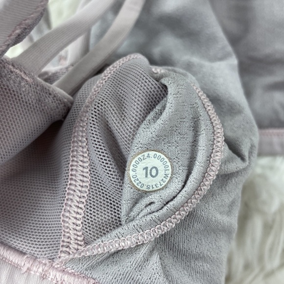 Lululemon Free To Be Bra Wild *Light Support, A/B Cup Misty Pink - Picture 4 of 4